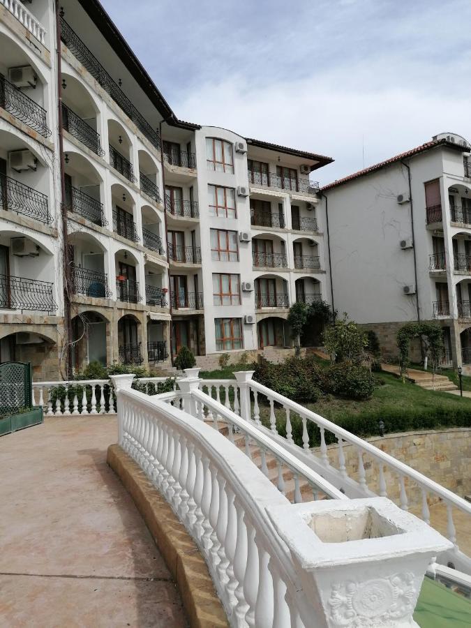 Triumph Holiday Village Sveti Vlas Bagian luar foto