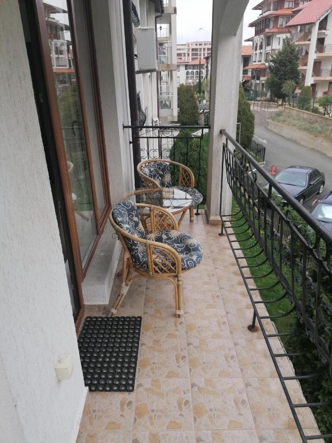 Triumph Holiday Village Sveti Vlas Bagian luar foto