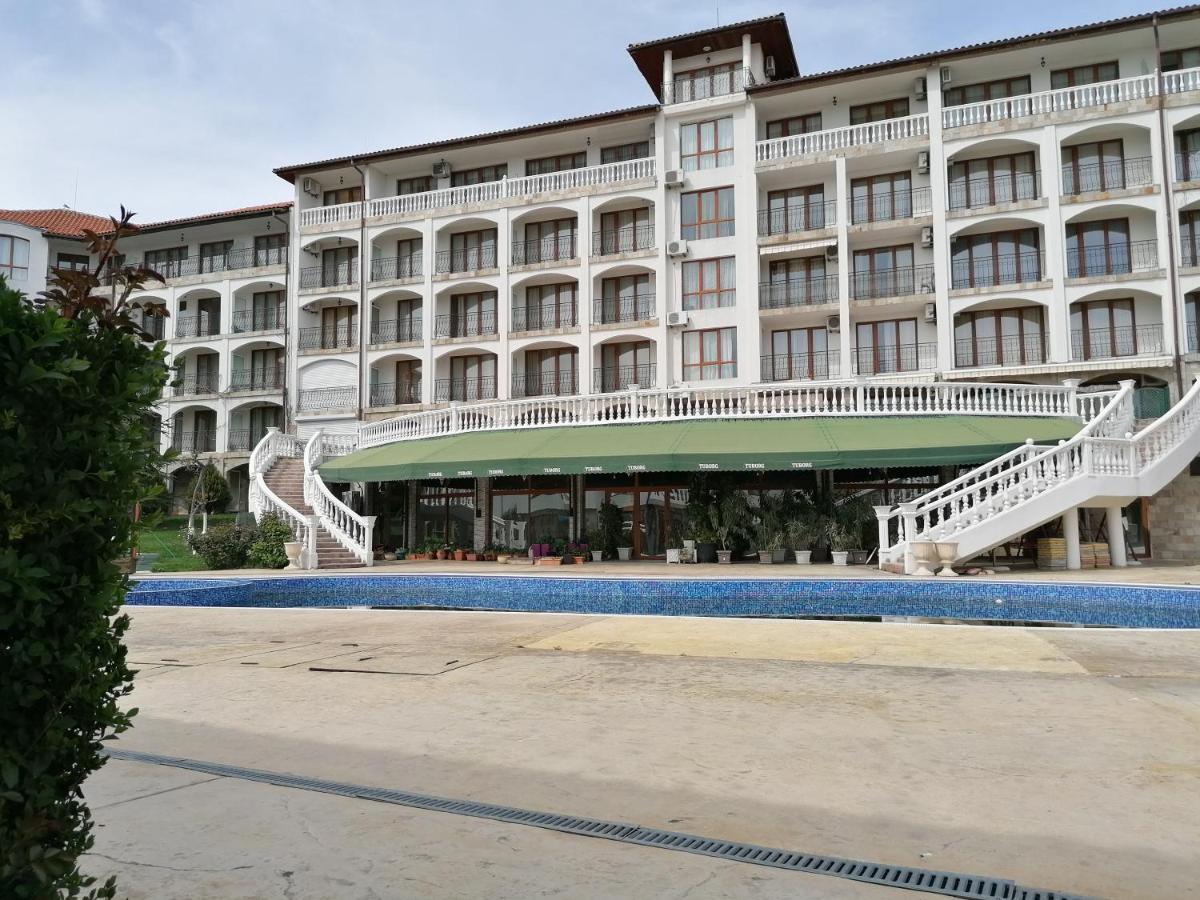 Triumph Holiday Village Sveti Vlas Bagian luar foto