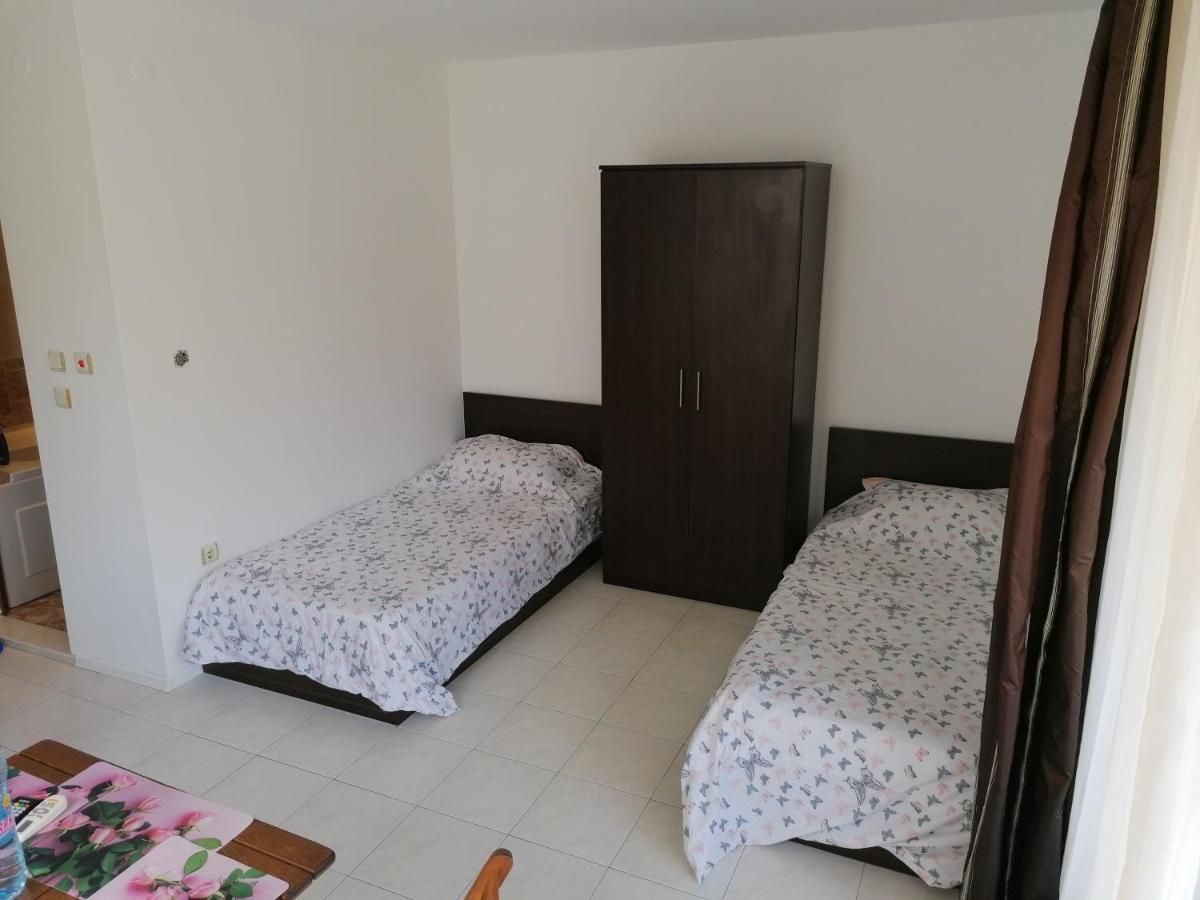 Triumph Holiday Village Sveti Vlas Bagian luar foto