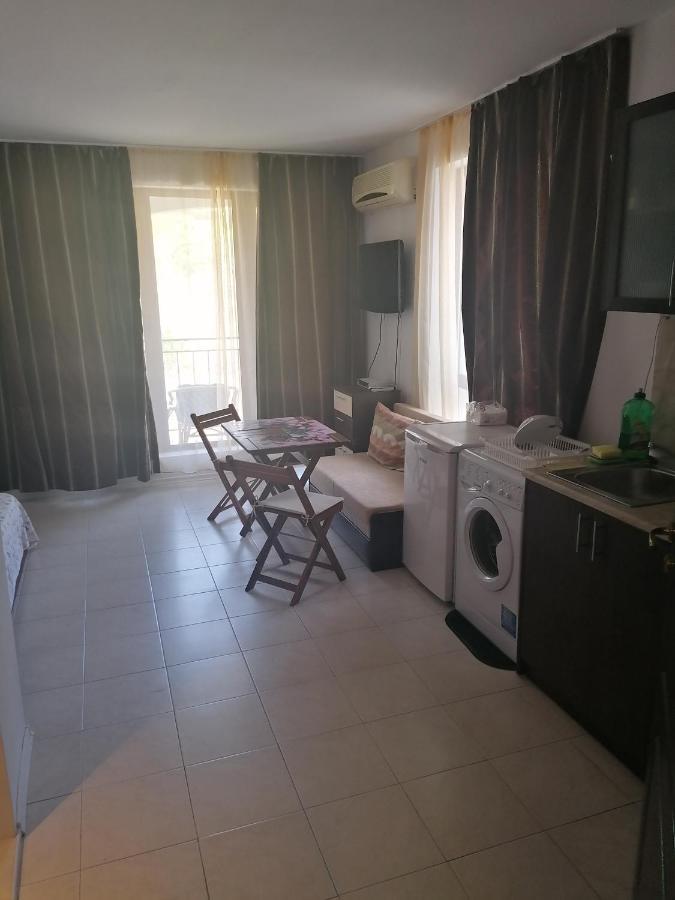Triumph Holiday Village Sveti Vlas Bagian luar foto