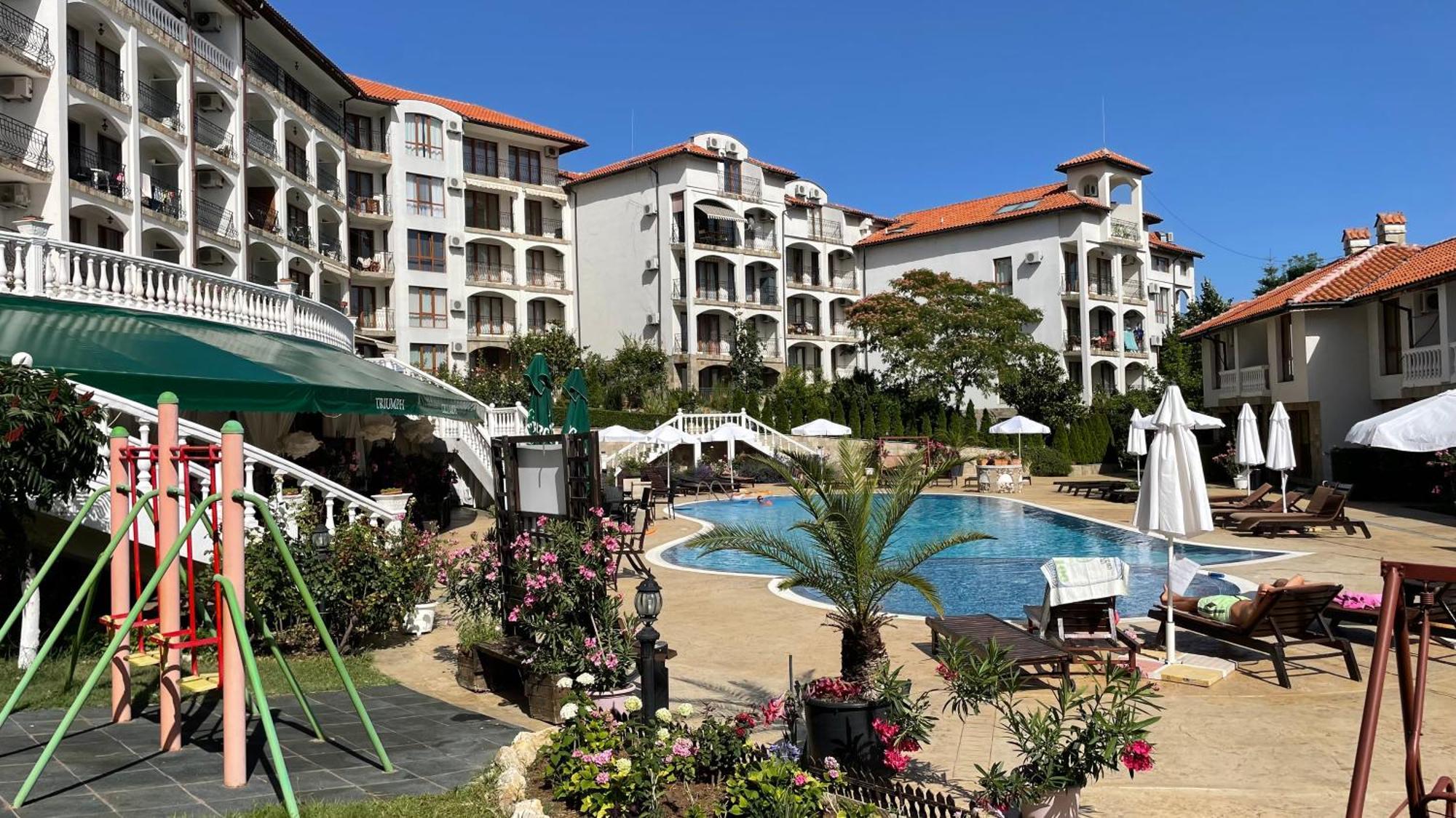 Triumph Holiday Village Sveti Vlas Bagian luar foto