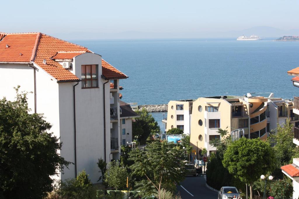 Triumph Holiday Village Sveti Vlas Bagian luar foto